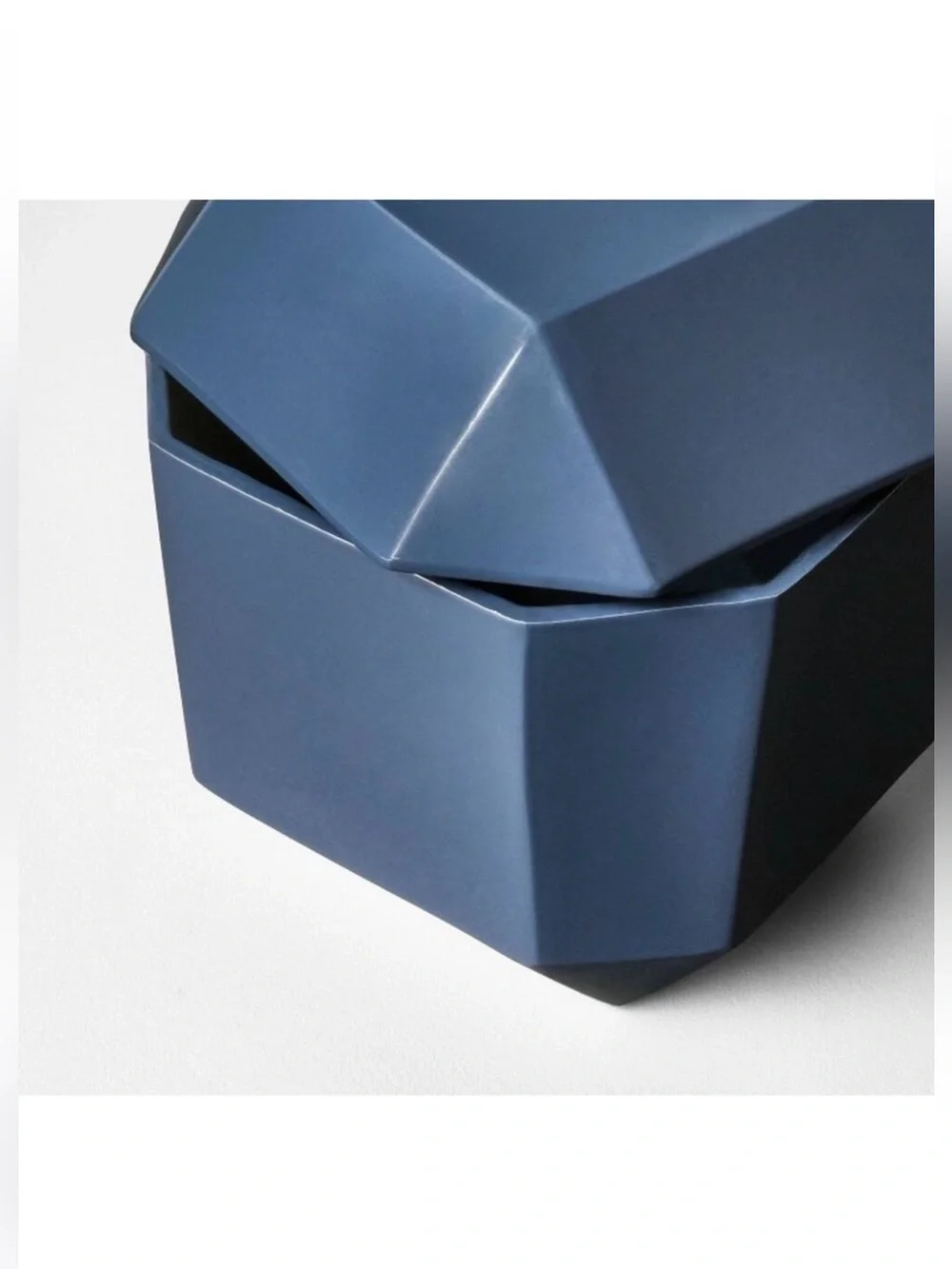 NWT Threshold Studio McGee Navy Blue Lacquer Decorative Box